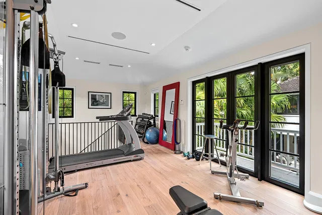 Royal Park Residence photo 38