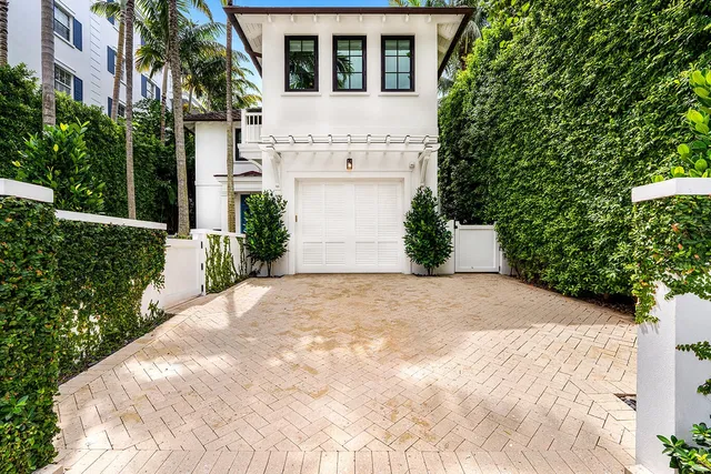 Royal Park Residence photo 41