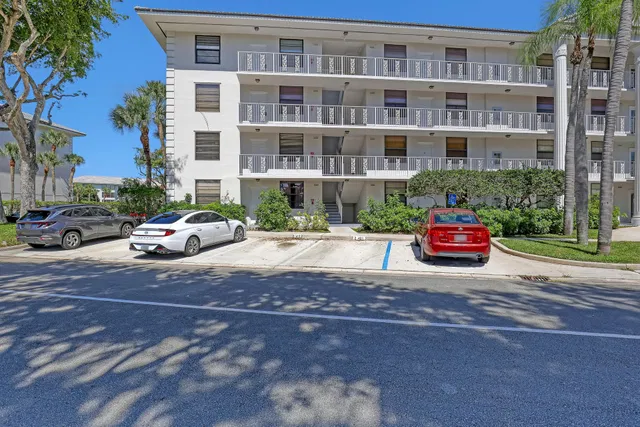 Residence photo 2