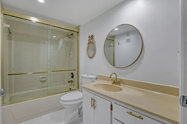 Residence photo 11