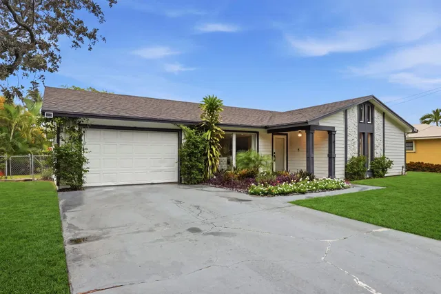 Residence photo 2