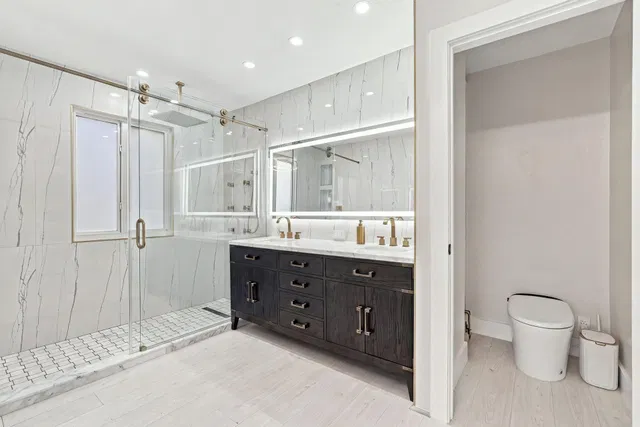 Residence photo 11