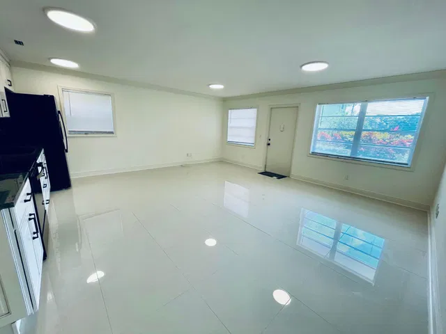 Unit Fl 1505 photo 4