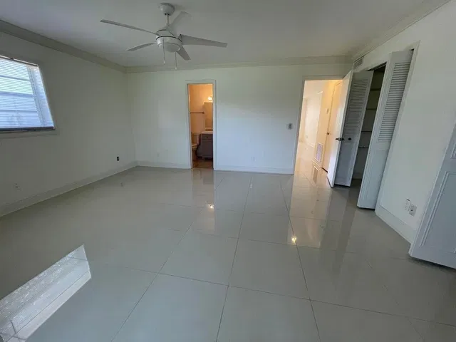 Unit Fl 1505 photo 14