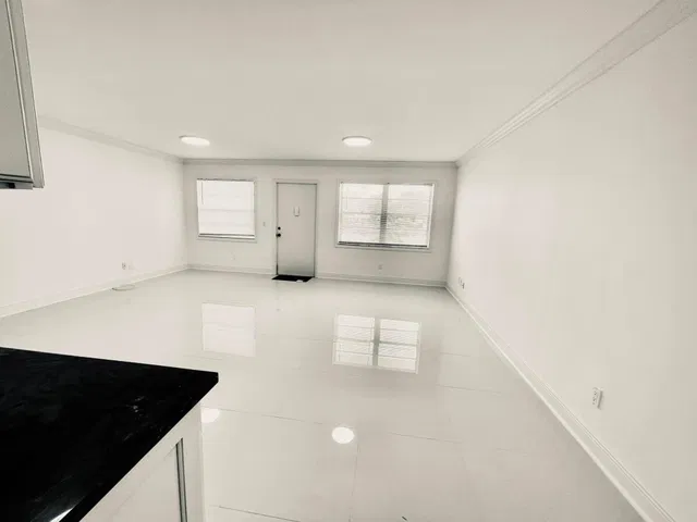 Unit Fl 1505 photo 29