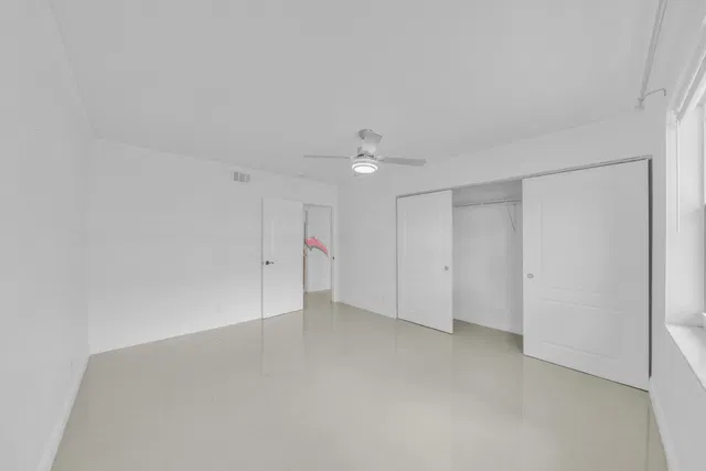 Unit A photo 26