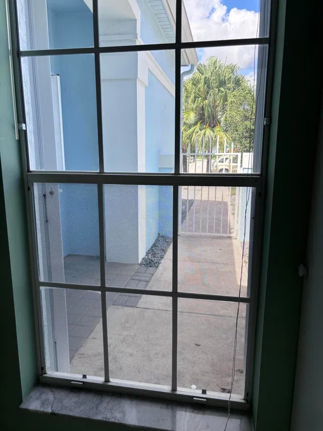 Residence photo 17