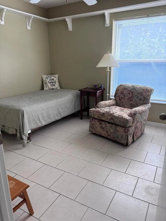 Residence photo 22