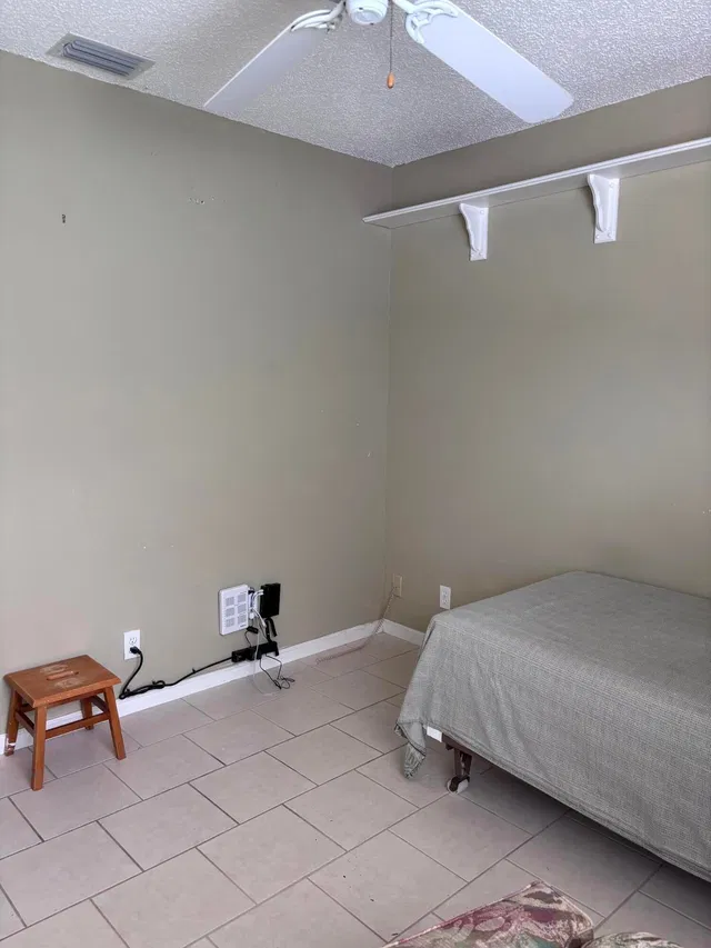 Residence photo 24