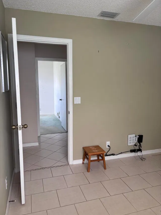 Residence photo 25