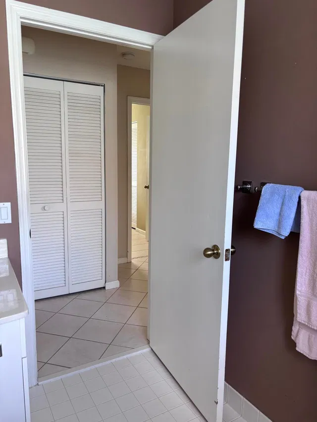 Residence photo 32