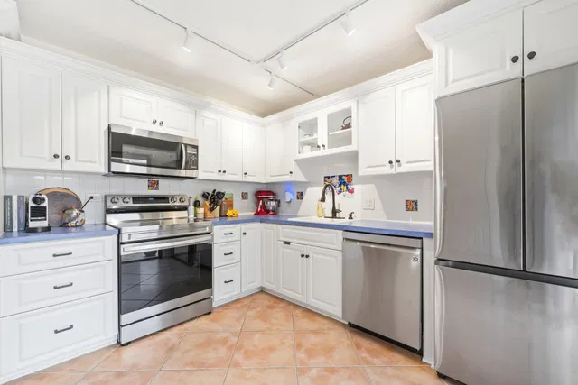 Residence photo 9