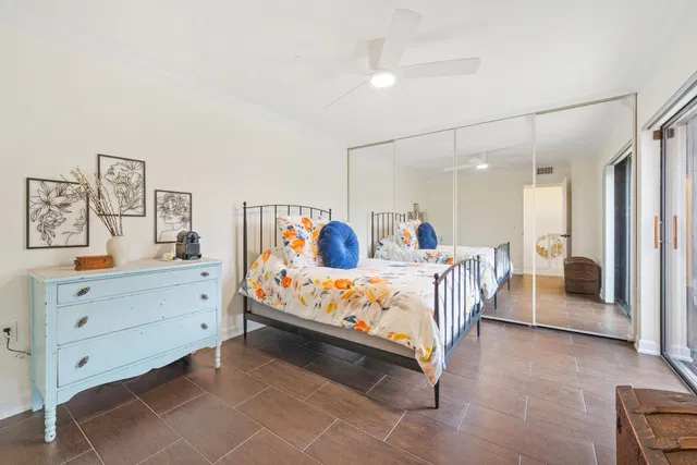 Residence photo 20