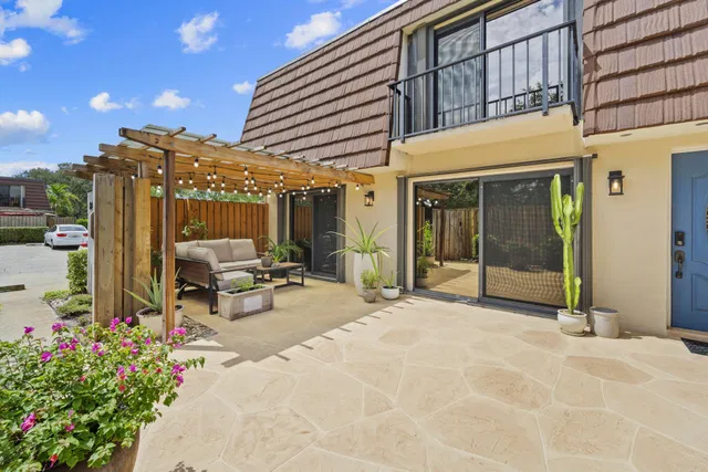 Residence photo 25
