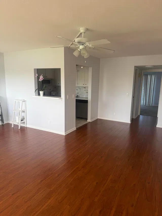 Residence photo 2