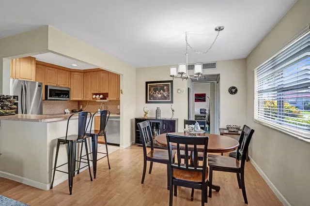  Residence photo 13