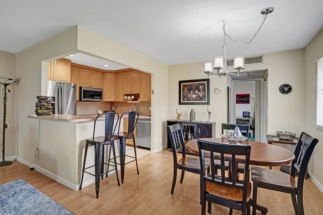  Residence photo 14