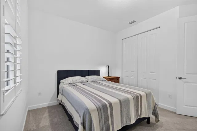  Residence photo 35