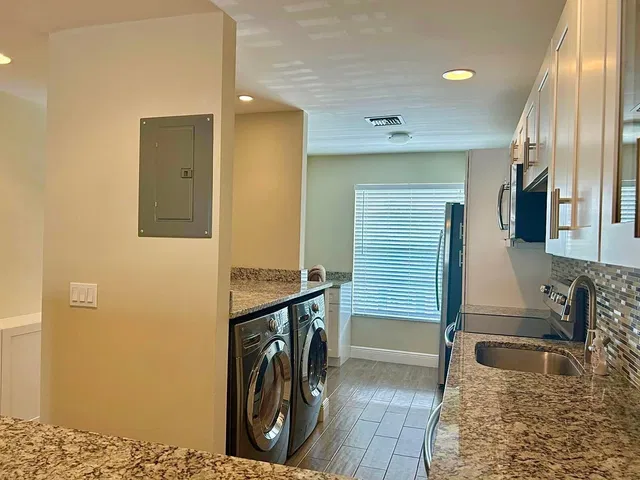 Unit 202 photo 10