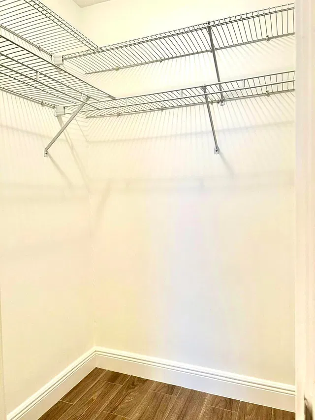 Unit 202 photo 17