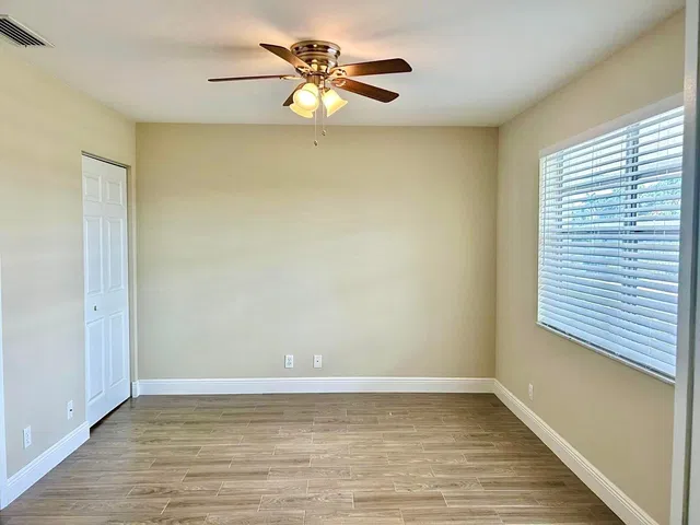 Unit 202 photo 19