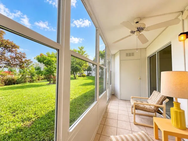 Residence photo 10