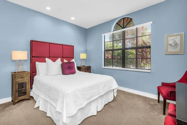 Residence photo 34