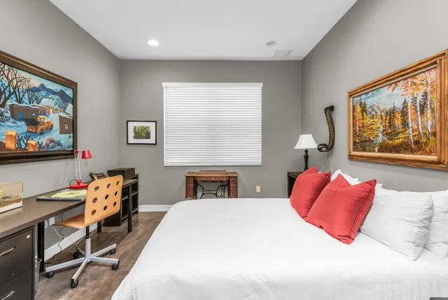 Residence photo 38