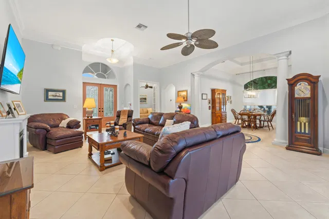 Residence photo 9