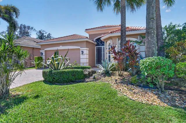 Residence photo 3