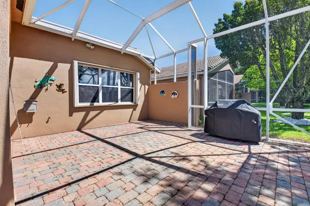 Residence photo 32