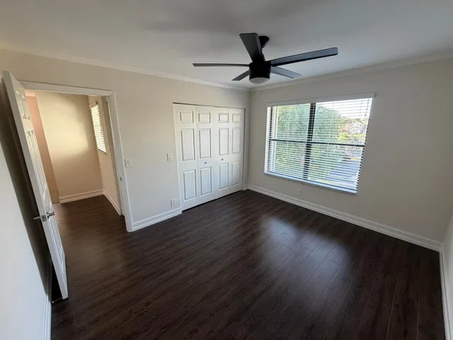  Residence photo 4