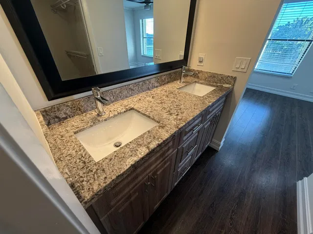  Residence photo 23
