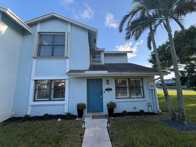  Residence photo 34