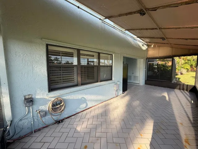  Residence photo 47