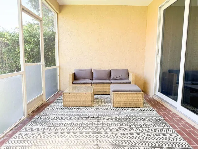  Residence photo 18