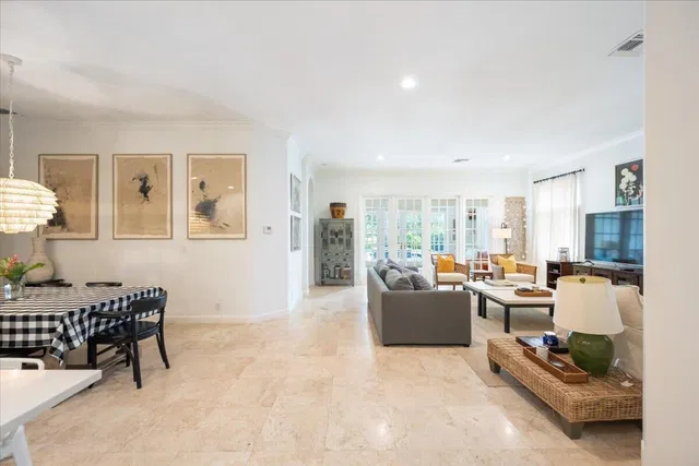 Shady Oaks Residence photo 17