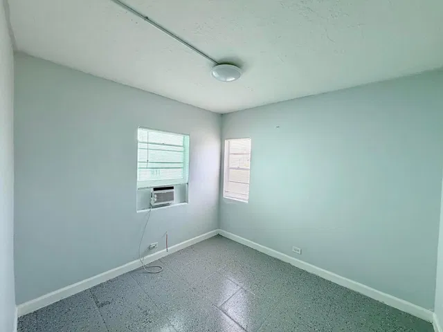  Unit Apt 2 photo 10