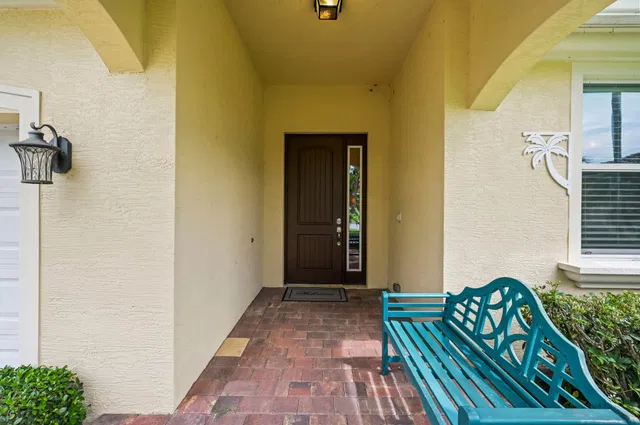  Residence photo 4