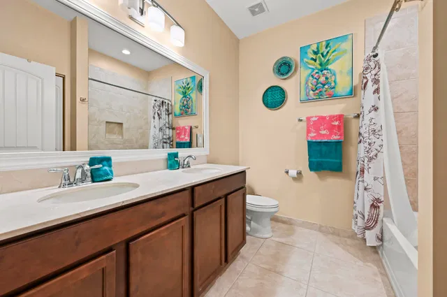  Residence photo 9