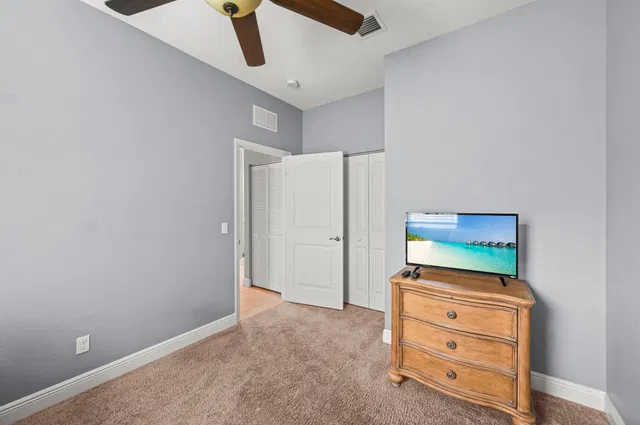  Residence photo 11
