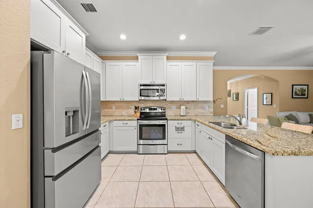  Residence photo 17
