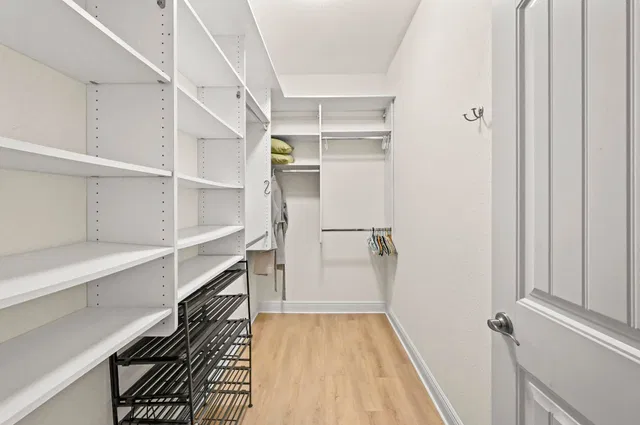  Residence photo 24