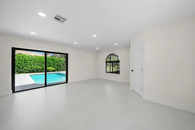  Residence photo 13