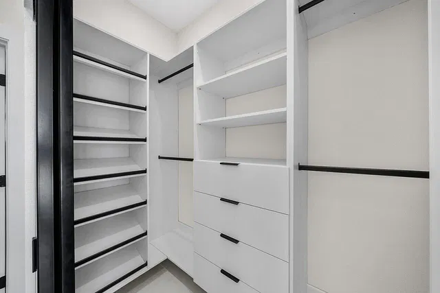  Residence photo 19