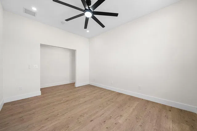  Residence photo 29
