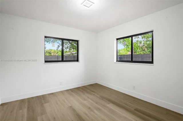  Residence photo 13
