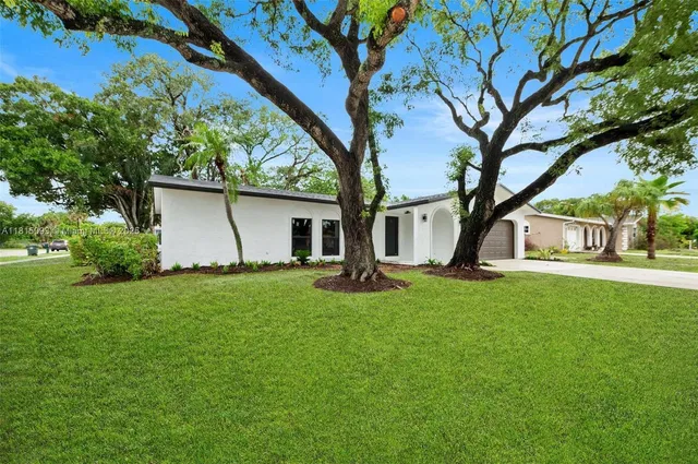  Residence photo 18