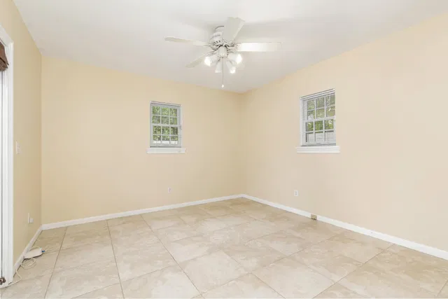 Residence photo 13