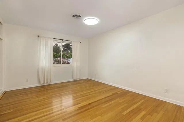  Residence photo 18